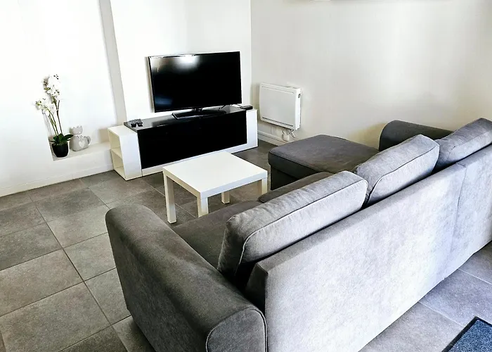 Maison A Cote Du Port Et Du Centre